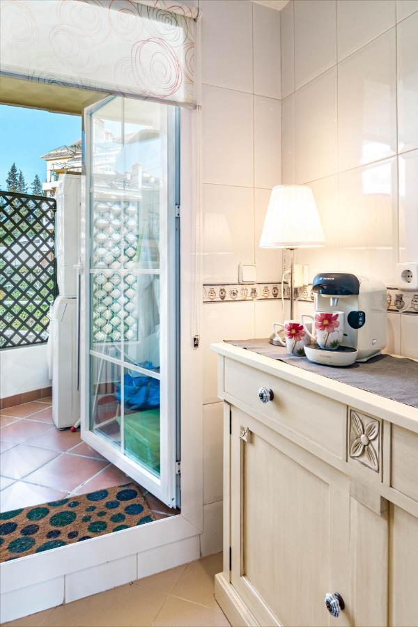 Spacious 2 Bedroom In Puerto Banus With A Private Terrace And Mountain Views * Marbella