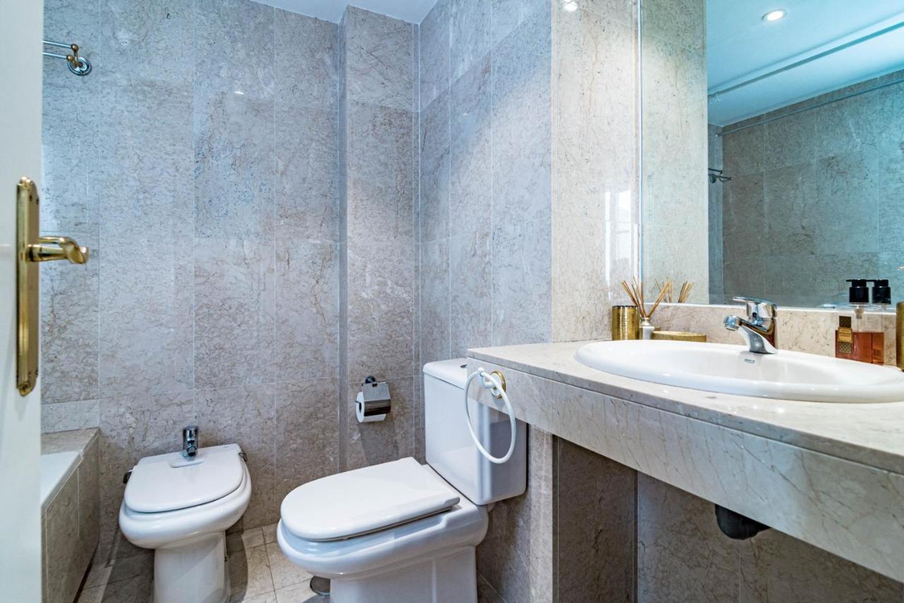 Apartment Spacious 2 Bedroom In Puerto Banus With A Private Terrace And Mountain Views *