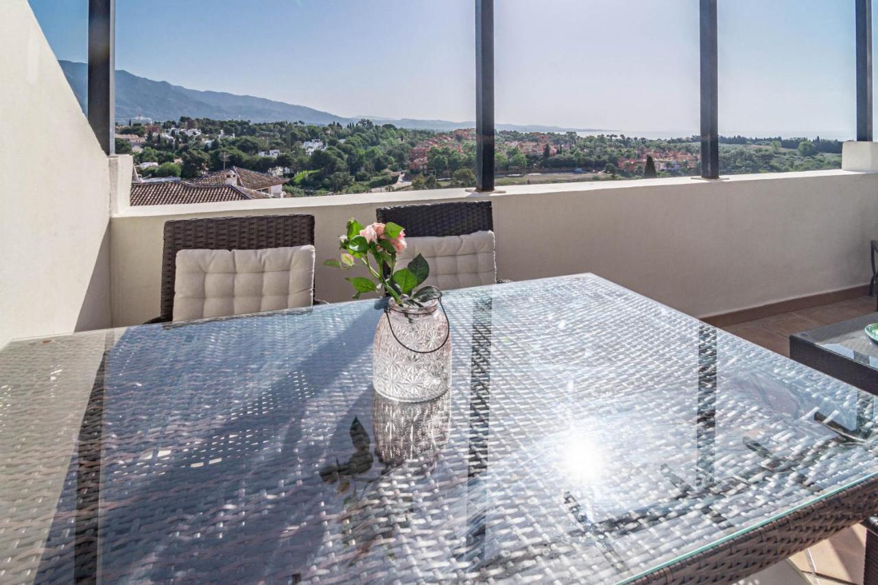 Spacious 2 Bedroom In Puerto Banus With A Private Terrace And Mountain Views *